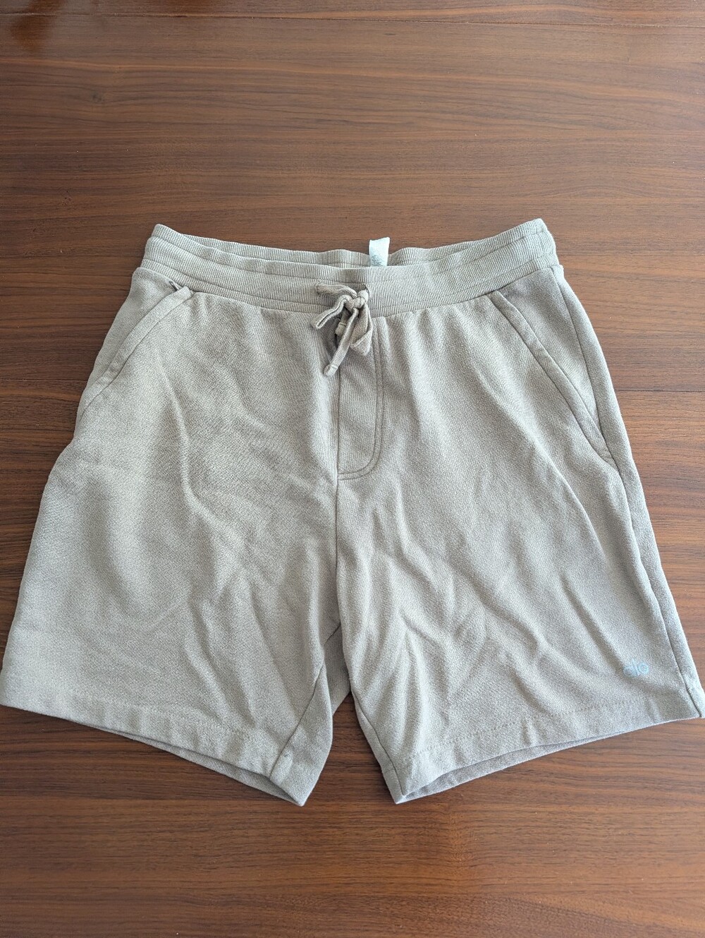 Alo Yoga Chill Shorts Mens Large Beige Cotton Gym Short Pre Owned